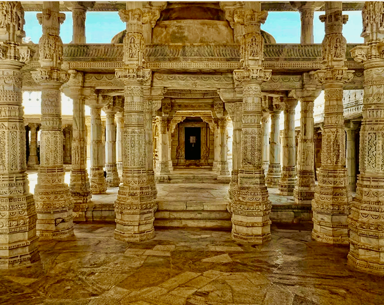 Pillar_entrance_background